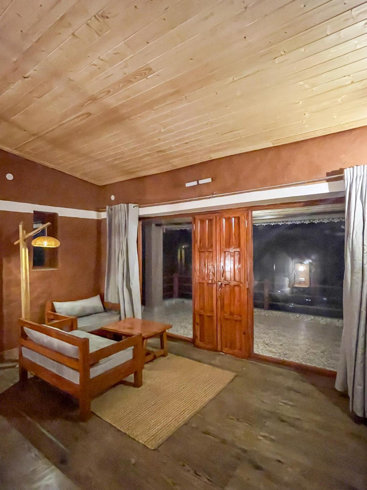 Bsr Farms Resort Pauri Kültér fotó