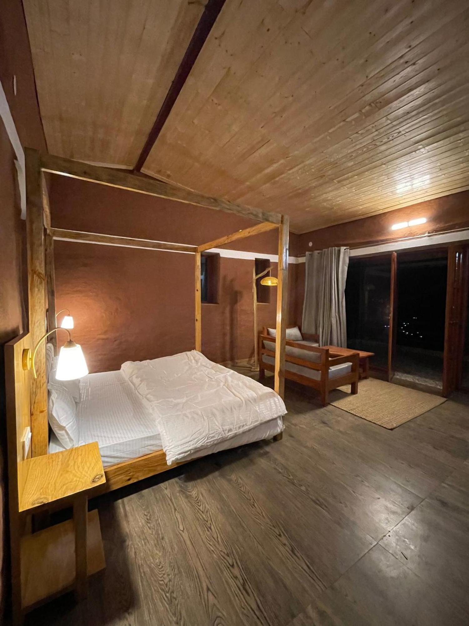 Bsr Farms Resort Pauri Kültér fotó