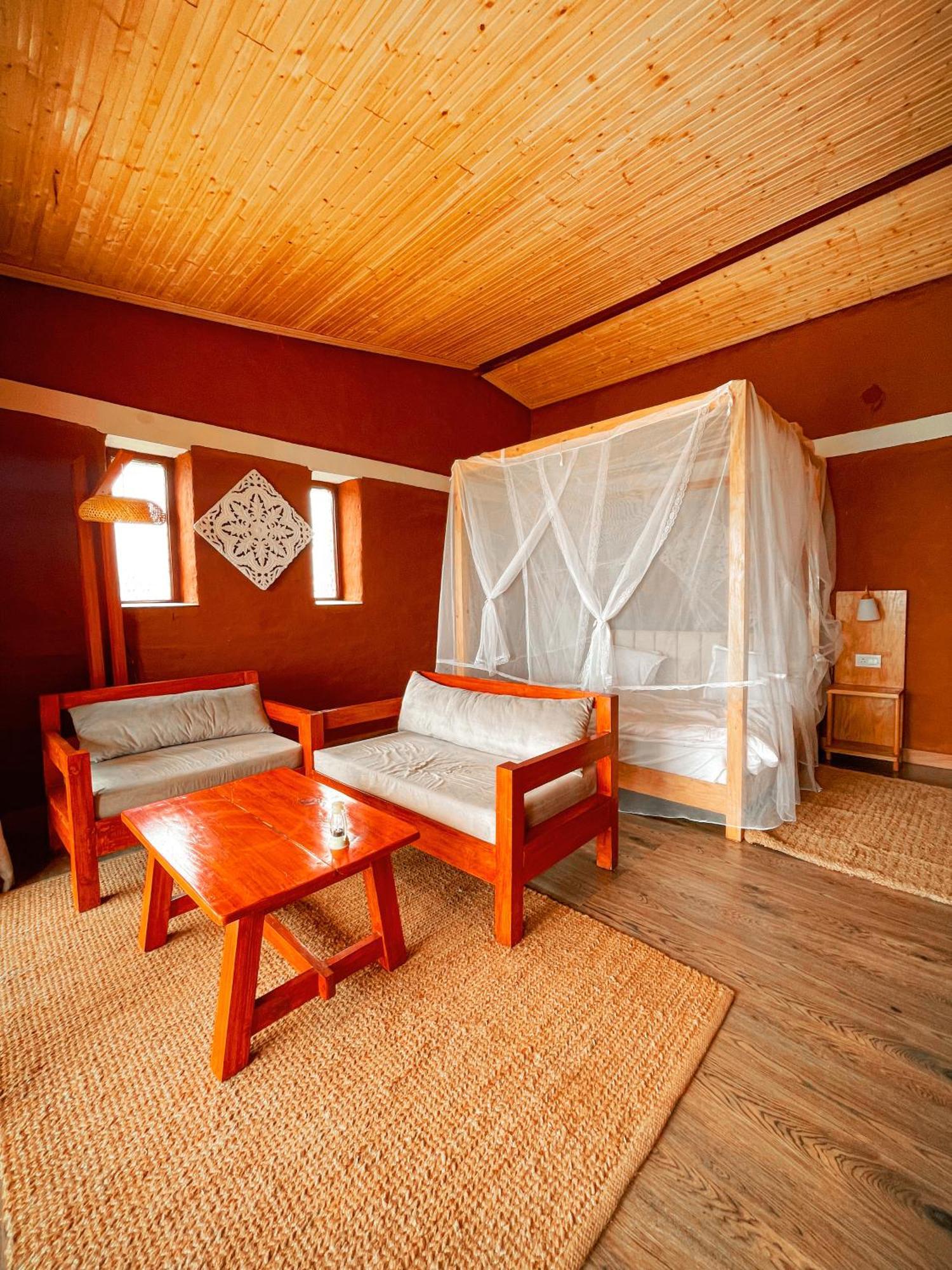 Bsr Farms Resort Pauri Kültér fotó